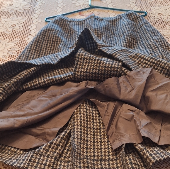 Burberrys 100% Wool Long Skirt Made in England Size 2 - Picture 1 of 16